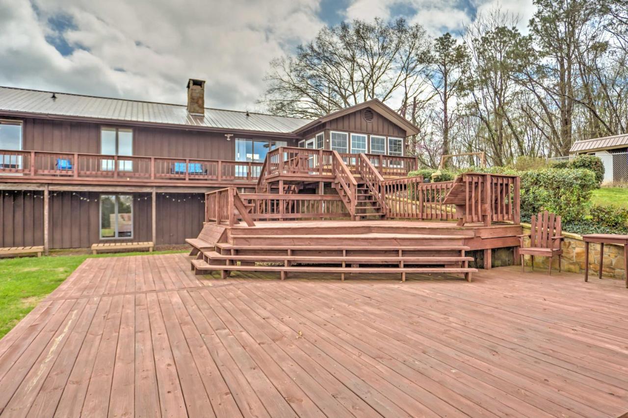 Monticello Home With Multi-Level Deck On 2 Acres! Εξωτερικό φωτογραφία