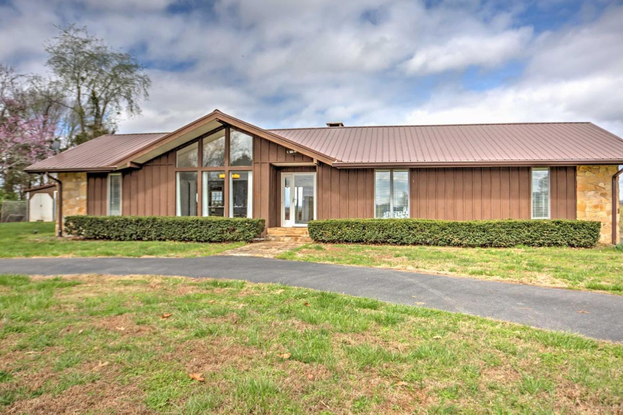 Monticello Home With Multi-Level Deck On 2 Acres! Εξωτερικό φωτογραφία