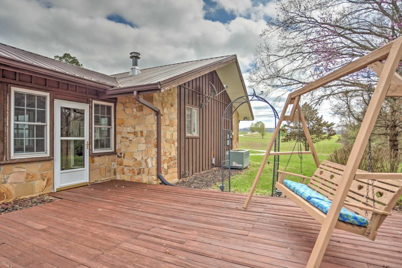 Monticello Home With Multi-Level Deck On 2 Acres! Εξωτερικό φωτογραφία